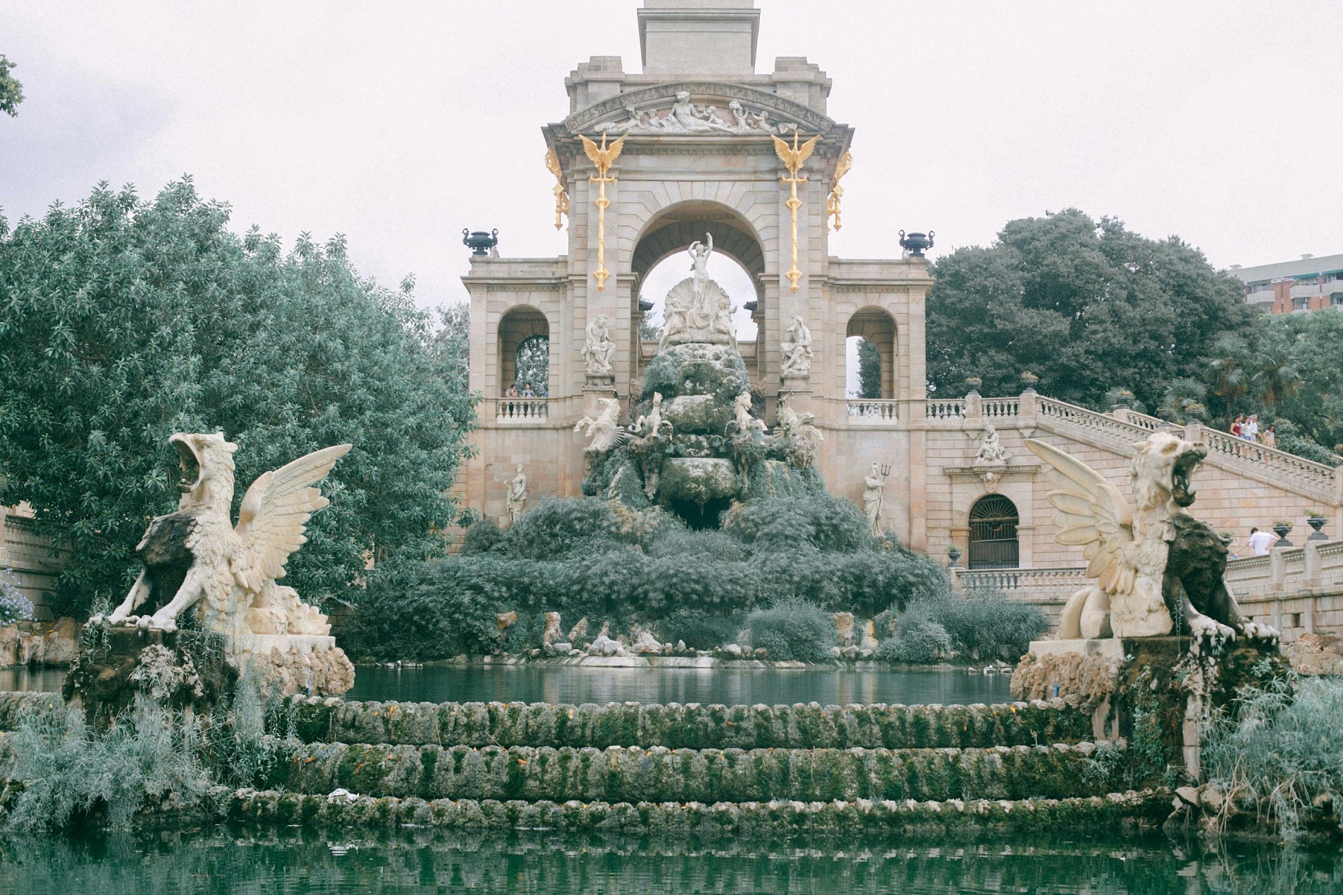 Discover the Best Children’s Parks in Barcelona: Spacious Spaces for Family Fun